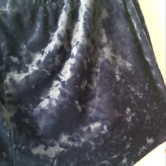 Aerie Navy Blue Crushed Velvet Sleep Shorts, Size Small - Picture 5 of 5